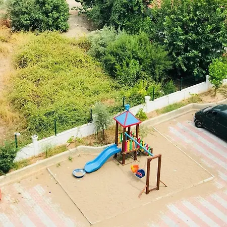 아파트 Merkeze Ve Konyaalti Sahiline 10 Dk